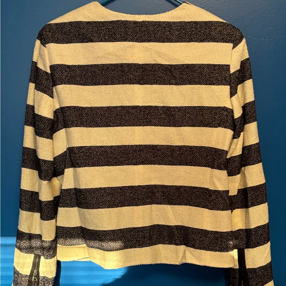 GAP jacket - Picture 2 of 6